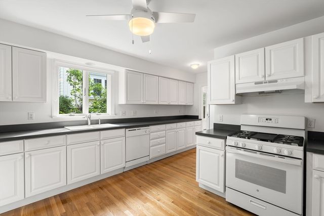 66-68 Mount Vernon St, Arlington, MA 02476