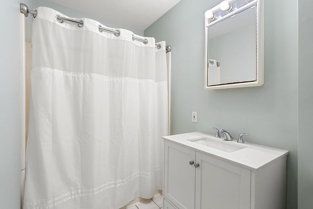 66-68 Mount Vernon St, Arlington, MA 02476