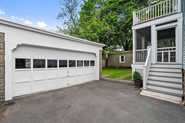 66-68 Mount Vernon St, Arlington, MA 02476