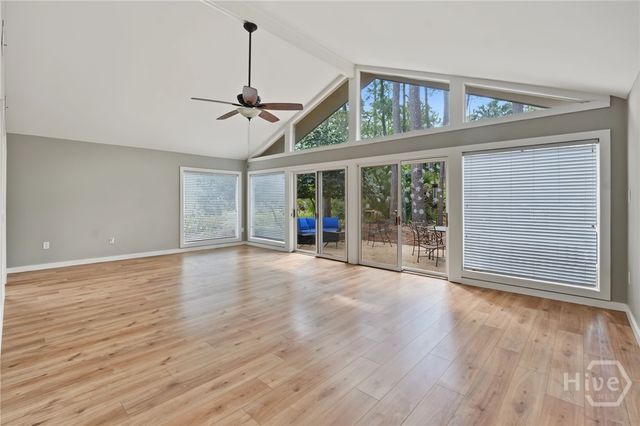 82 Village Green Circle, Savannah, GA 31411