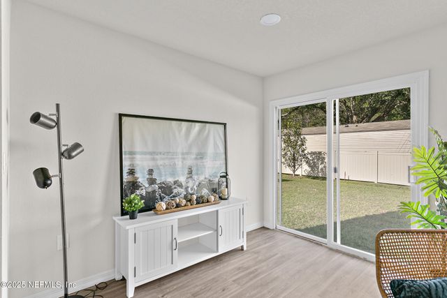 1510 YELFORD Circle, Jacksonville, FL 32218