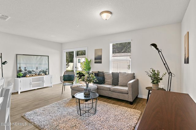 1510 YELFORD Circle, Jacksonville, FL 32218