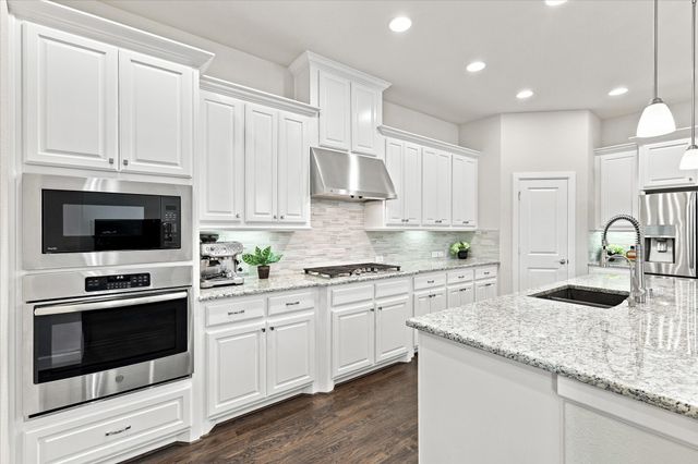 12253 Curry Creek Drive, Frisco, TX 75035