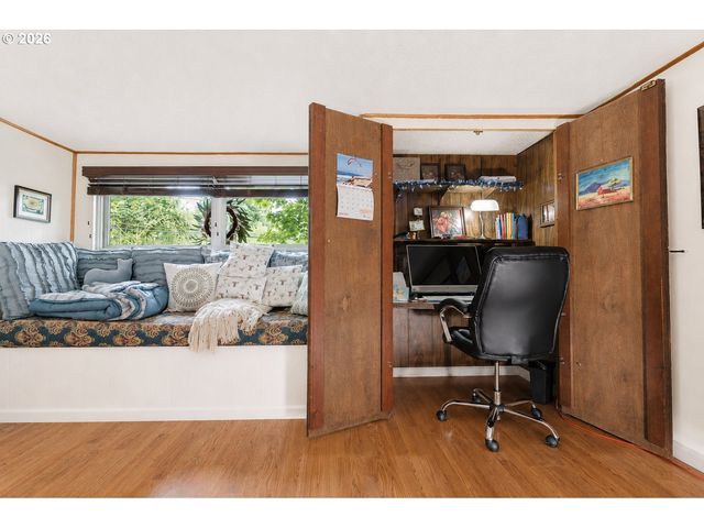 3112 UPPER Dr, Lake Oswego, OR 97035