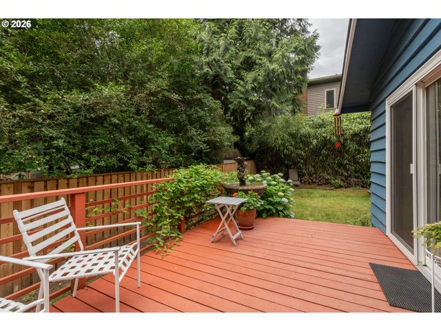 3112 UPPER Dr, Lake Oswego, OR 97035