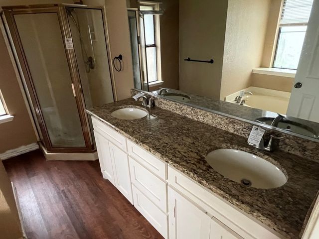 909 Worthington Drive, Desoto, TX 75115