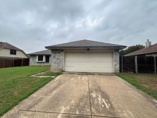 909 Worthington Drive, Desoto, TX 75115