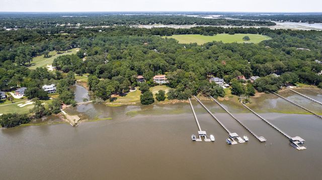 5153 Old York Course, Hollywood, SC 29449