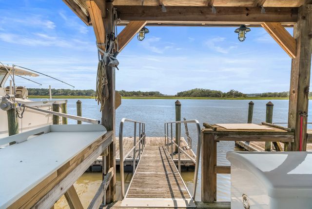 5153 Old York Course, Hollywood, SC 29449