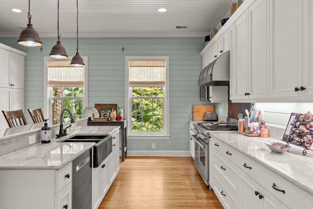 5153 Old York Course, Hollywood, SC 29449