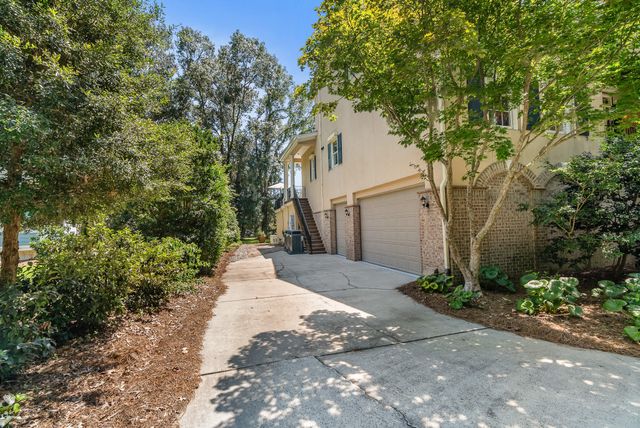 5153 Old York Course, Hollywood, SC 29449