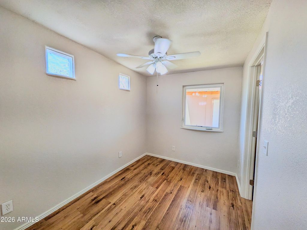 Image 18 of property listing at 1926 N MACDONALD --, Mesa, AZ 85201