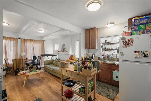 8117 Ney Avenue, Oakland, CA 94605