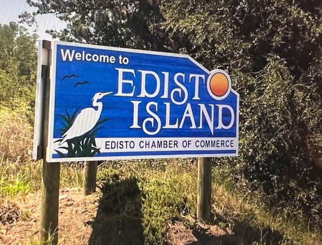 226 Sea Cloud Circle, Edisto Island, SC 29438