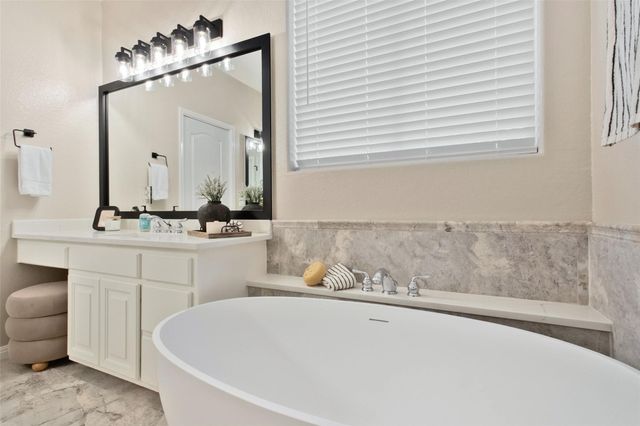 4400 River Place BLVD 1, Austin, TX 78730