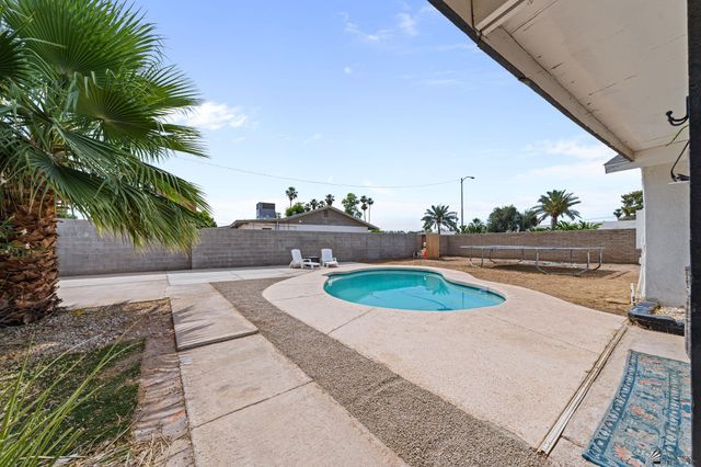 2210 E 25 St, Yuma, AZ 85365