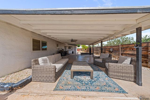 2210 E 25 St, Yuma, AZ 85365