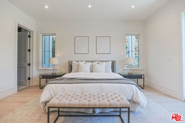 1072 Amalfi Drive, Pacific Palisades (los Angeles), CA 90272