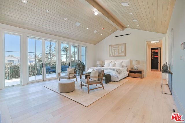 1072 Amalfi Drive, Pacific Palisades (los Angeles), CA 90272