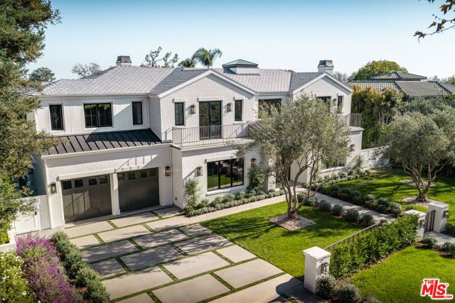 1072 Amalfi Drive, Pacific Palisades (los Angeles), CA 90272