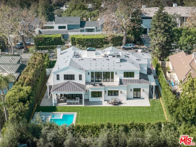 1072 Amalfi Drive, Pacific Palisades (los Angeles), CA 90272