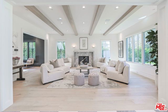 1072 Amalfi Drive, Pacific Palisades (los Angeles), CA 90272