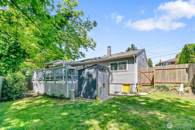 3713 S Burns Street, Seattle, WA 98118