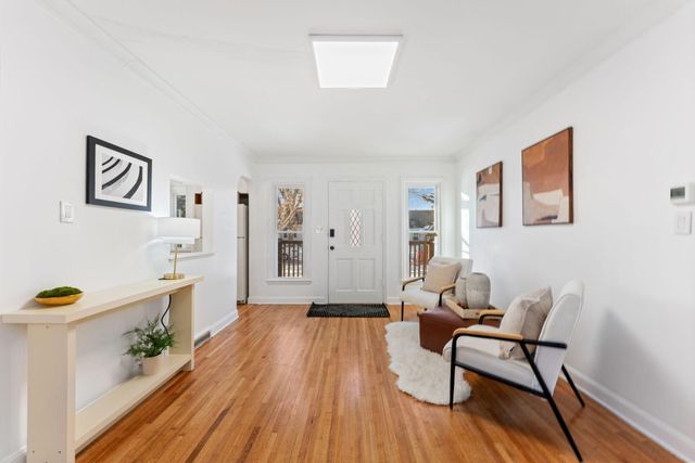 4822 Dupont Avenue N, Minneapolis, MN 55430