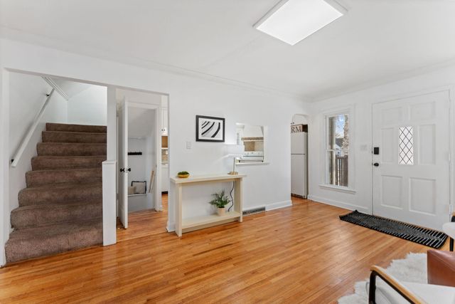 4822 Dupont Avenue N, Minneapolis, MN 55430