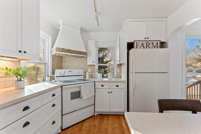 4822 Dupont Avenue N, Minneapolis, MN 55430