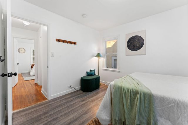 4822 Dupont Avenue N, Minneapolis, MN 55430