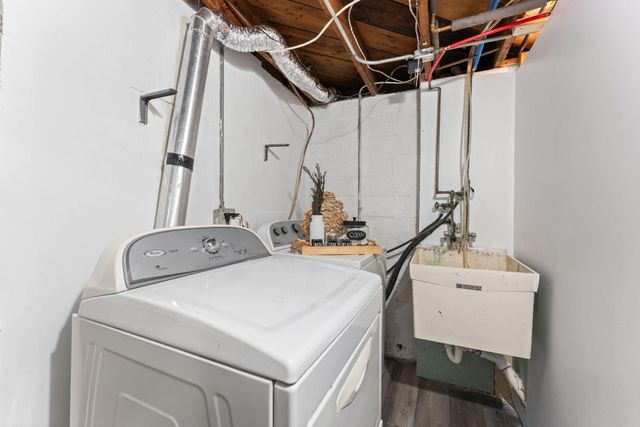 4822 Dupont Avenue N, Minneapolis, MN 55430