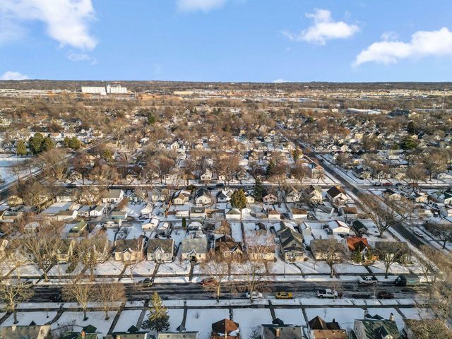 4822 Dupont Avenue N, Minneapolis, MN 55430