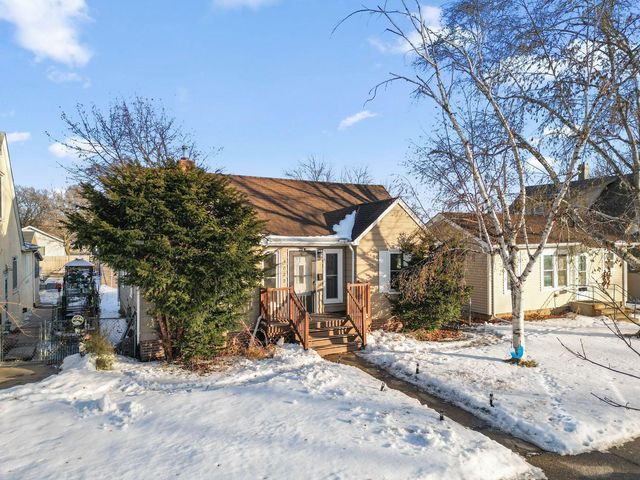 4822 Dupont Avenue N, Minneapolis, MN 55430