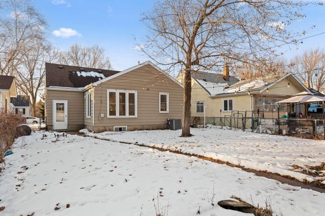 4822 Dupont Avenue N, Minneapolis, MN 55430