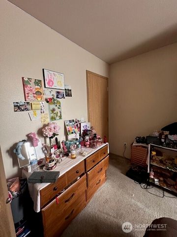 14912 99th Way SE, Yelm, WA 98597