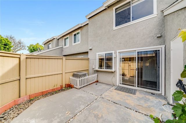 16 Fox Hollow 60, Irvine, CA 92614