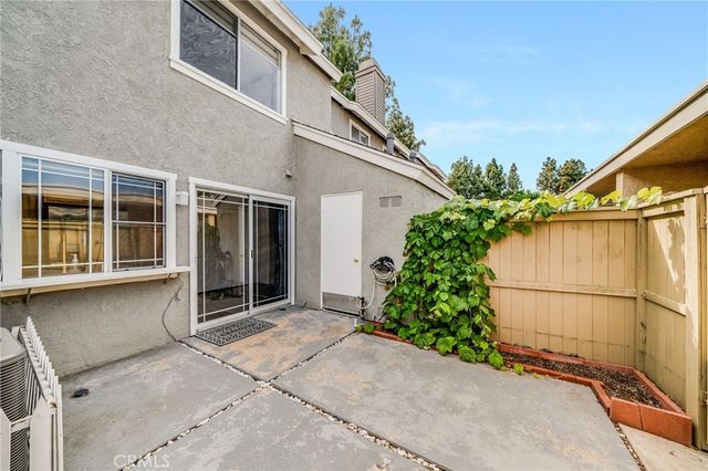 16 Fox Hollow 60, Irvine, CA 92614