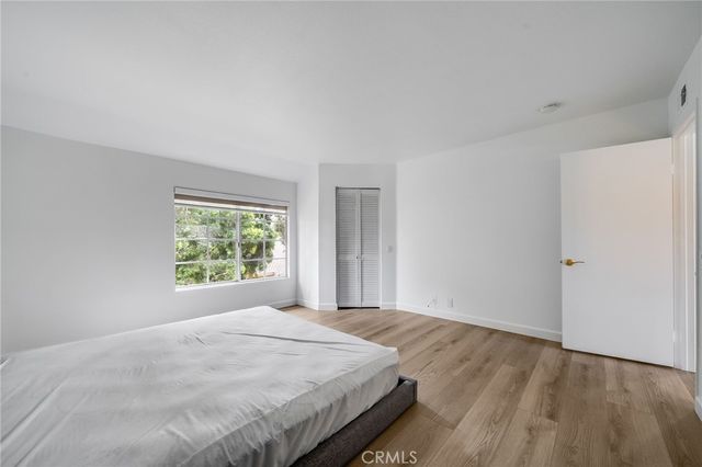 16 Fox Hollow 60, Irvine, CA 92614