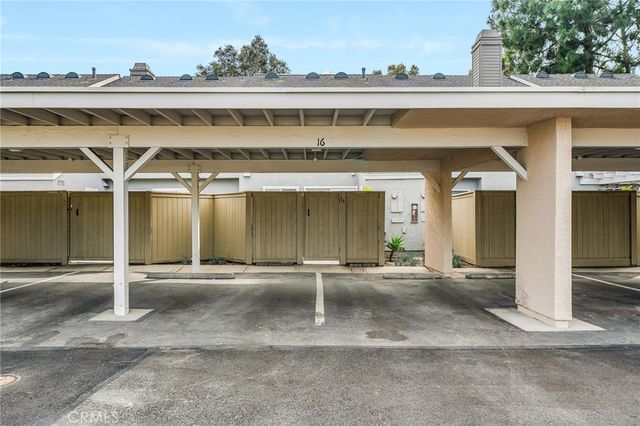 16 Fox Hollow 60, Irvine, CA 92614