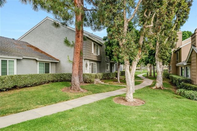 16 Fox Hollow 60, Irvine, CA 92614