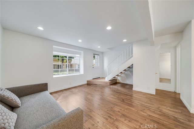 16 Fox Hollow 60, Irvine, CA 92614