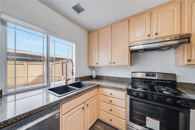 16 Fox Hollow 60, Irvine, CA 92614