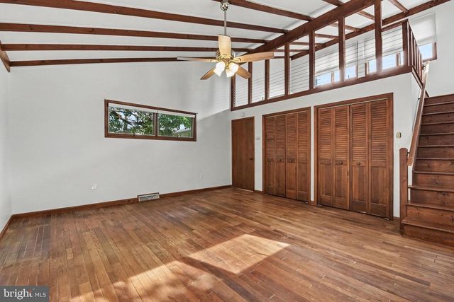 604 HILLCREST RD, Hershey, PA 17033
