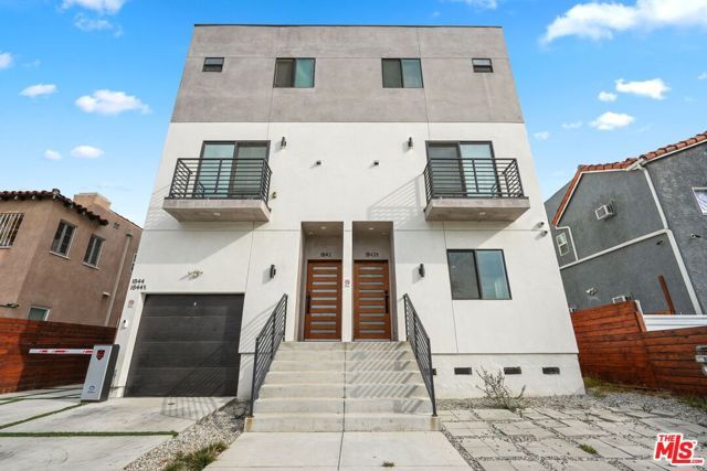 1842 S Sycamore Avenue, Los Angeles, CA 90019