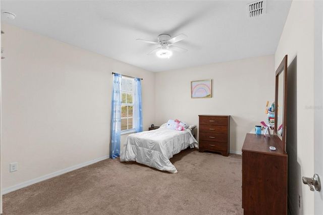 11 W BAY STREET, Davenport, FL 33837