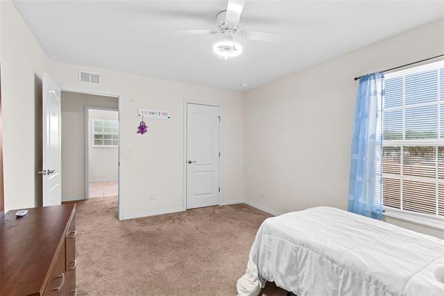 11 W BAY STREET, Davenport, FL 33837