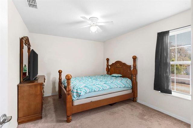 11 W BAY STREET, Davenport, FL 33837