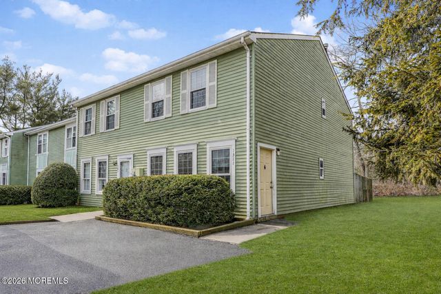 1311 Paris Court, Lakewood, NJ 08701