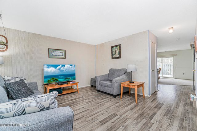 1311 Paris Court, Lakewood, NJ 08701